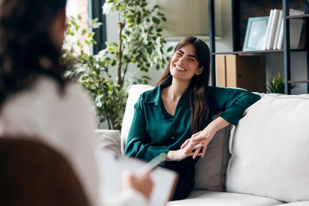motivational interviewing vs cognitive behavioral therapy in addiction treatment